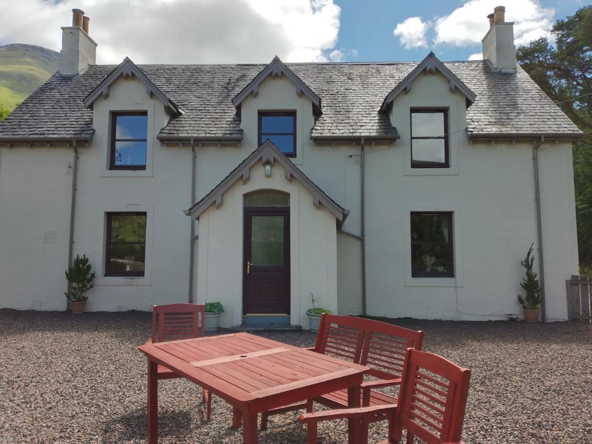 Beautiful Farm House At The Foot Of Ben More. 크리안라리크 외부 사진