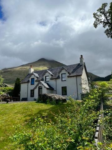 Beautiful Farm House At The Foot Of Ben More. 크리안라리크 외부 사진